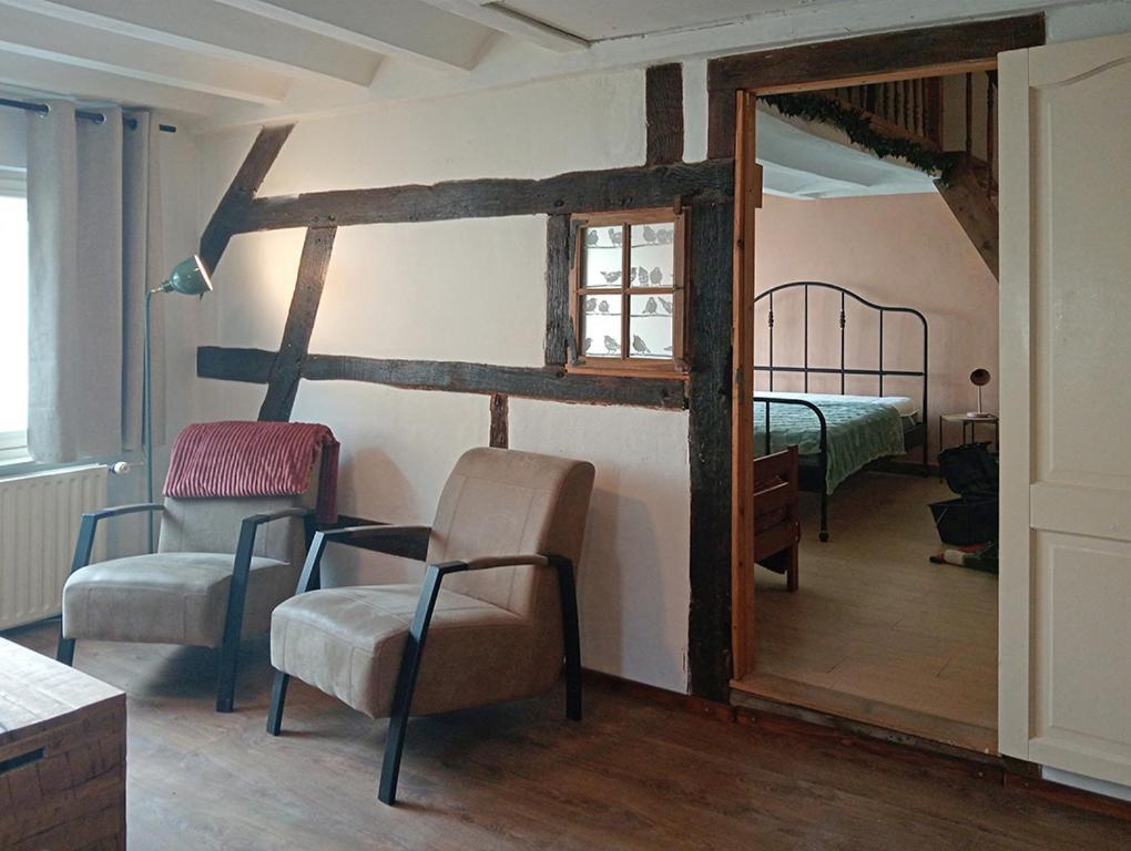 Bnb Het Geluk Van Limburg Мехелен Номер фото